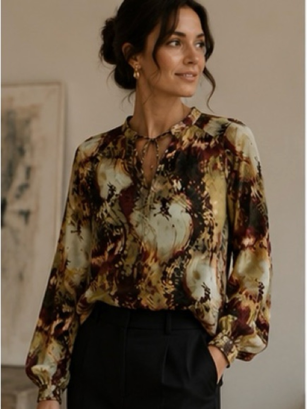 Simply Vera Vera Wang Abstract Watercolor Tie Neck Blouse Medium - Picture 1 of 15